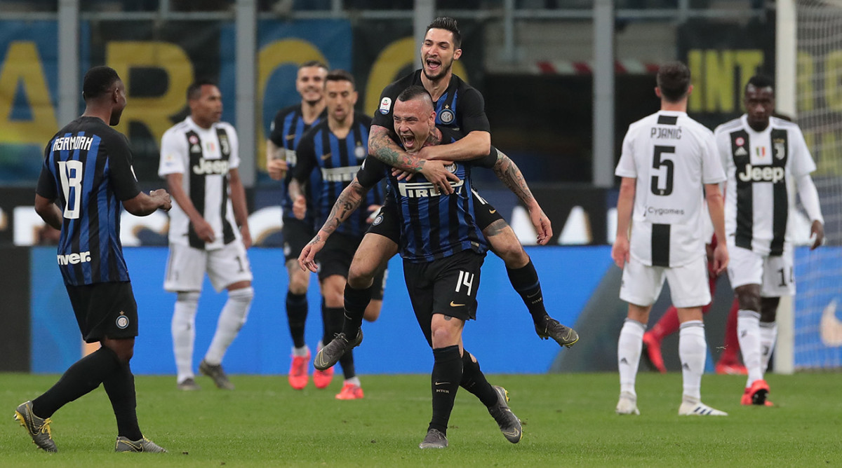 nainggolan_scores_wild_volley_against_juve.jpg